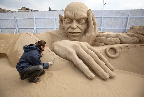 scultures sur sable