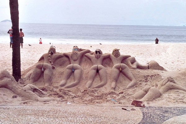scultures sur sable60