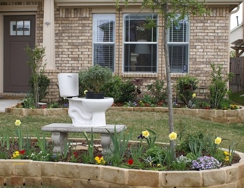 toilette-jardin-pot-fleur